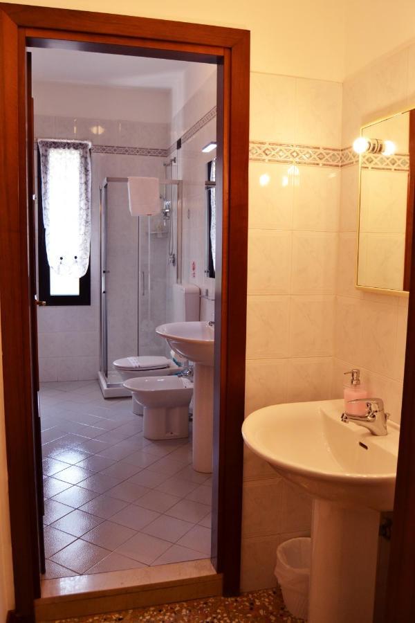 Venice Lion Residence - Vespucci Mestre Esterno foto Bathroom