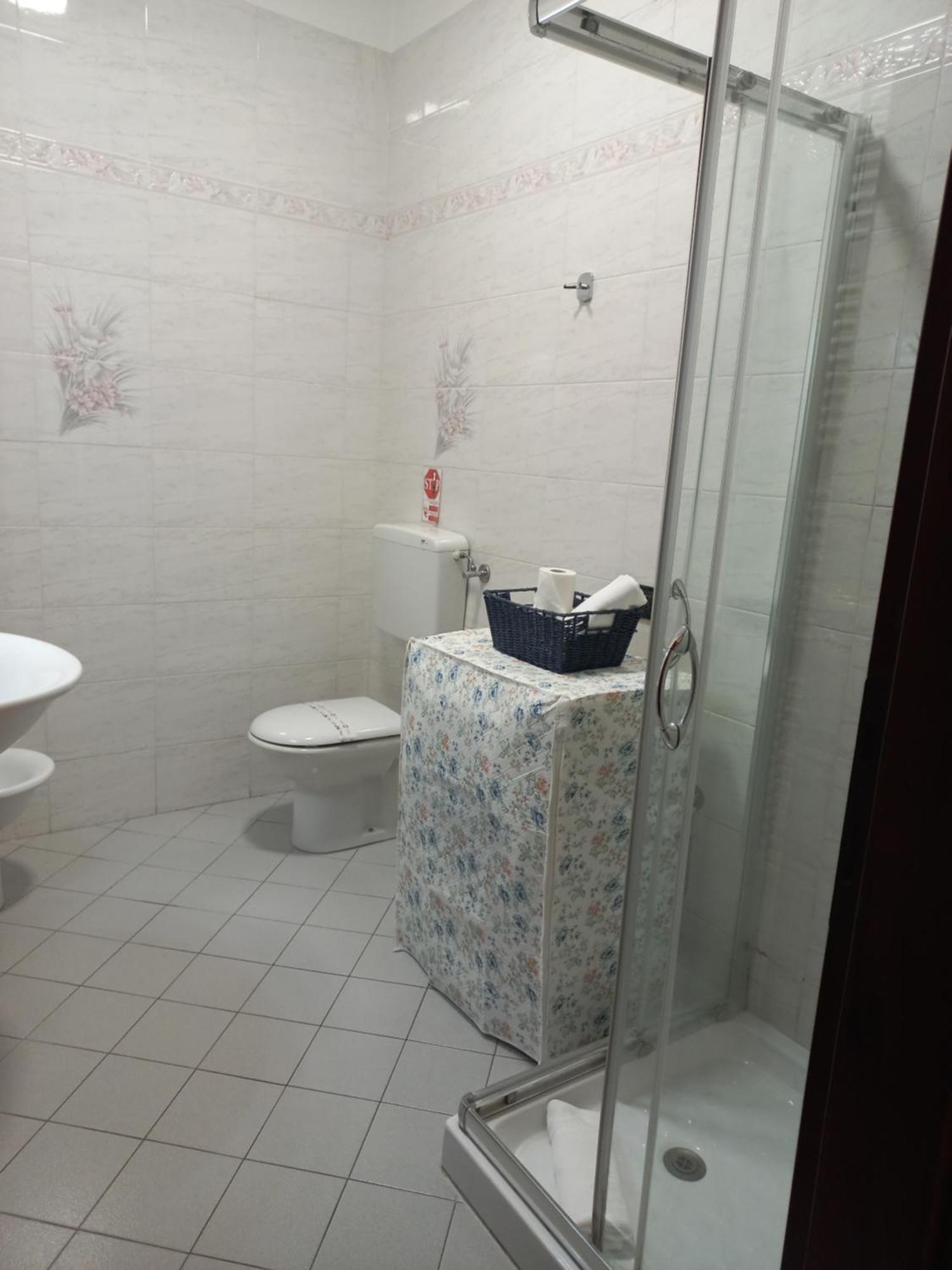 Venice Lion Residence - Vespucci Mestre Esterno foto Bathroom in a hotel in Italy