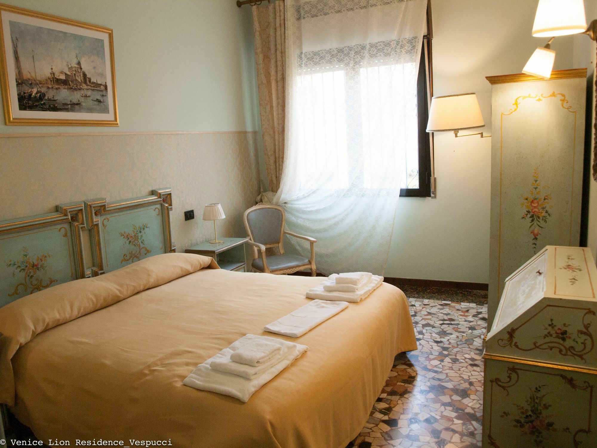 Venice Lion Residence - Vespucci Mestre Esterno foto A room at the Venice Lion Residence