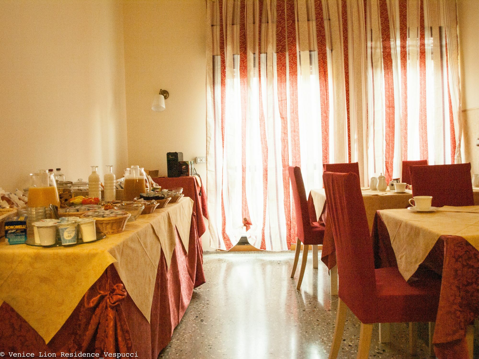 Venice Lion Residence - Vespucci Mestre Esterno foto Breakfast room
